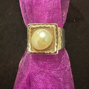 Silpada Sterling Silver and Freshwater Pear ring